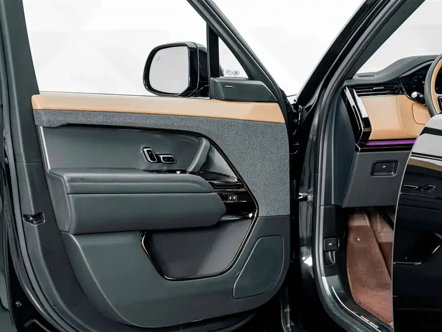 Land Rover Sport — фото 17