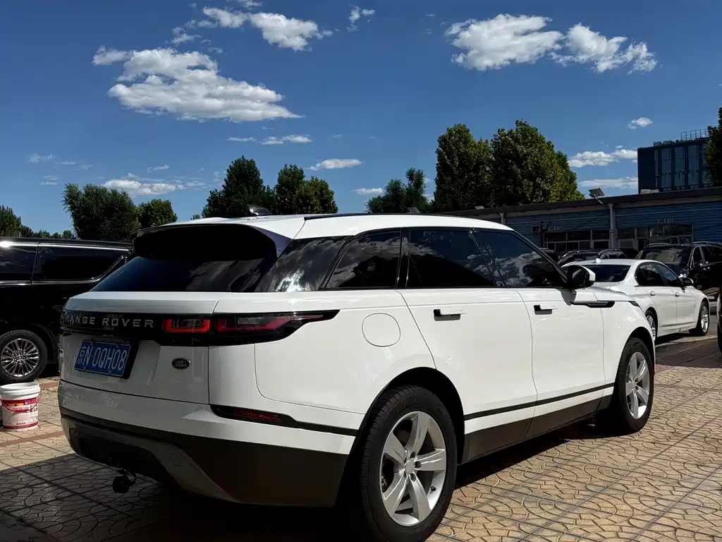Land Rover Velar — фото 18