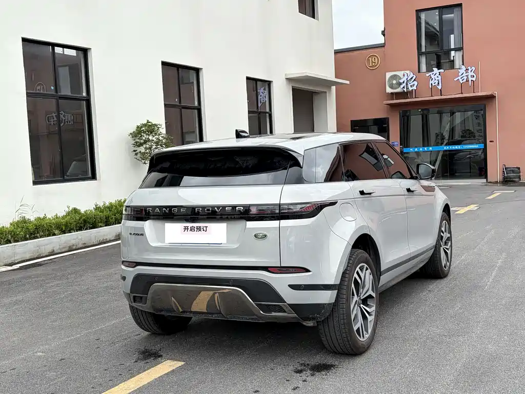 Land Rover Evoque — фото 8