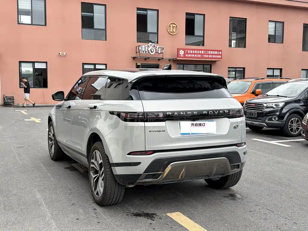 Land Rover Evoque — фото 9