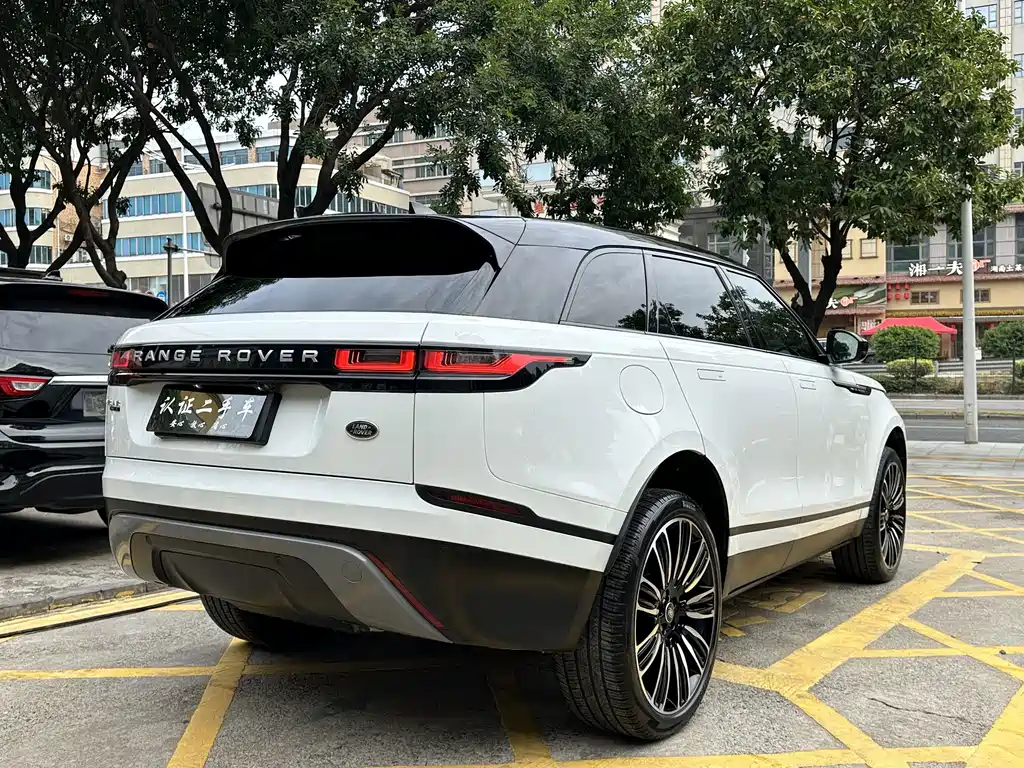 Land Rover Velar — фото 5