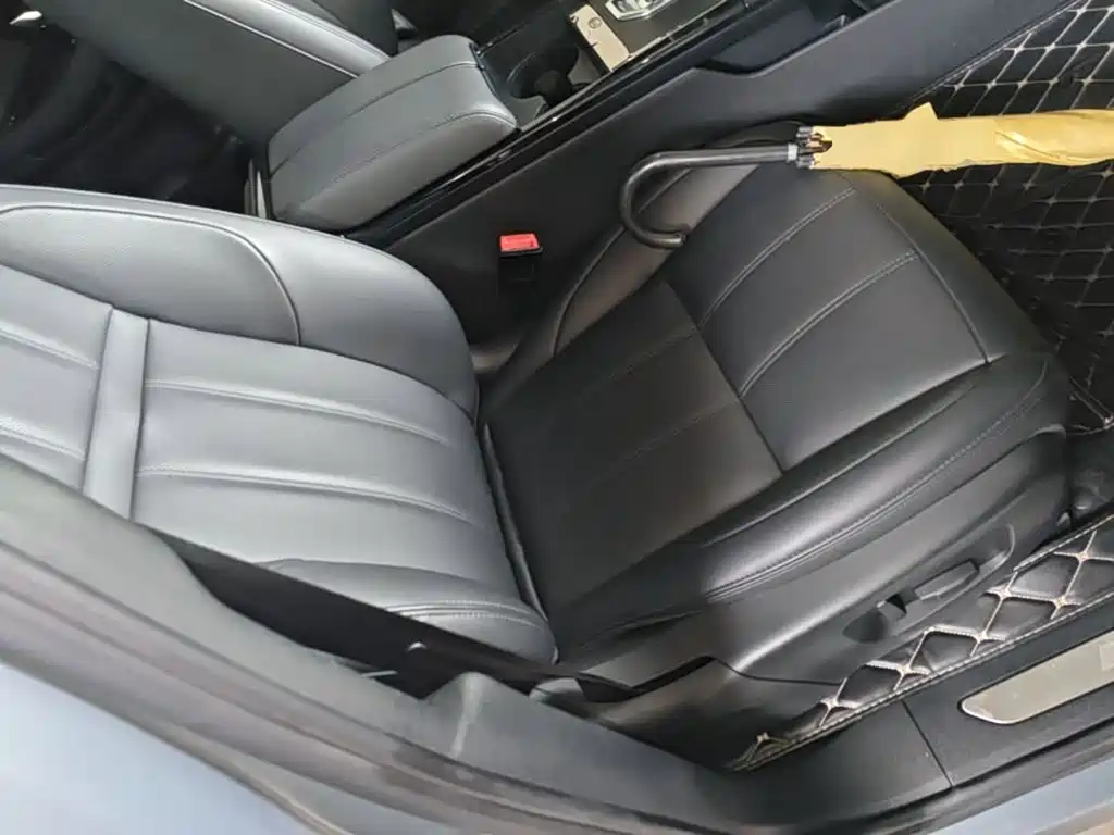 Land Rover Evoque — фото 25