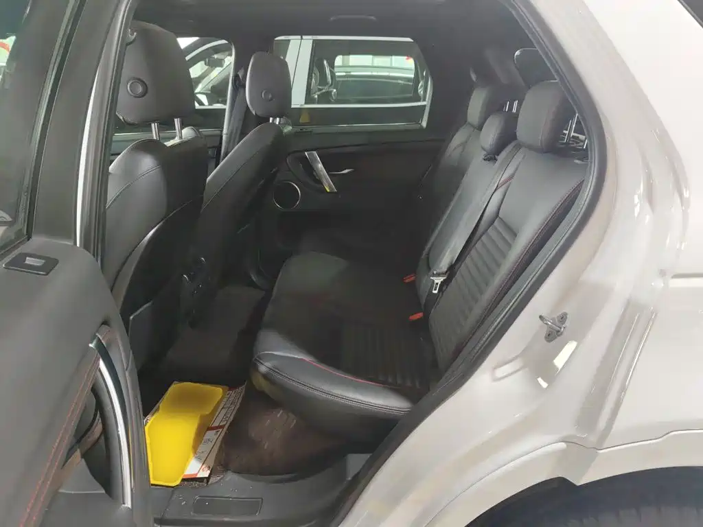 Land Rover Discovery Sport — фото 13