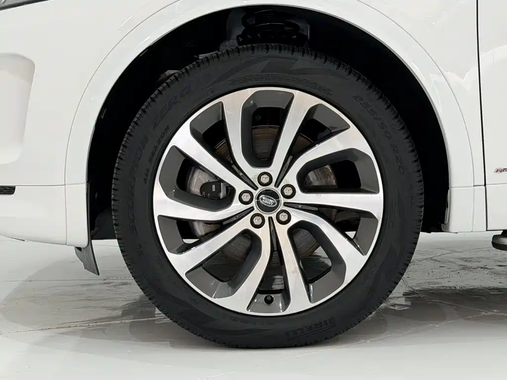 Land Rover Discovery Sport — фото 4