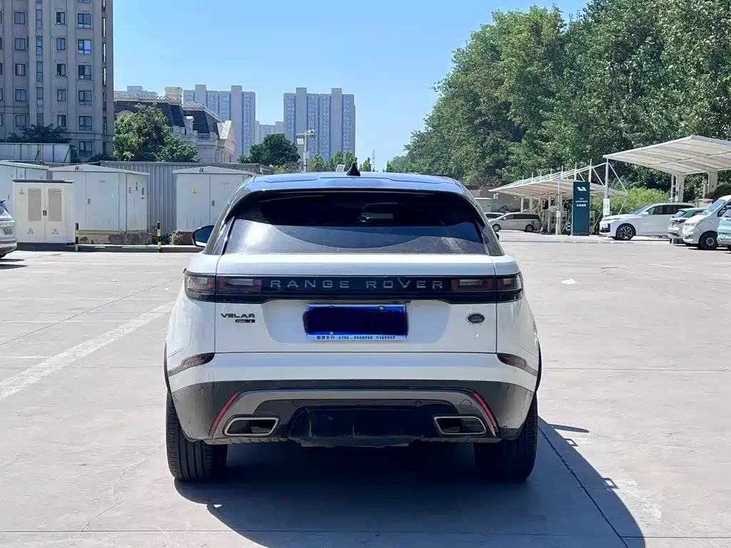 Land Rover Velar — фото 11