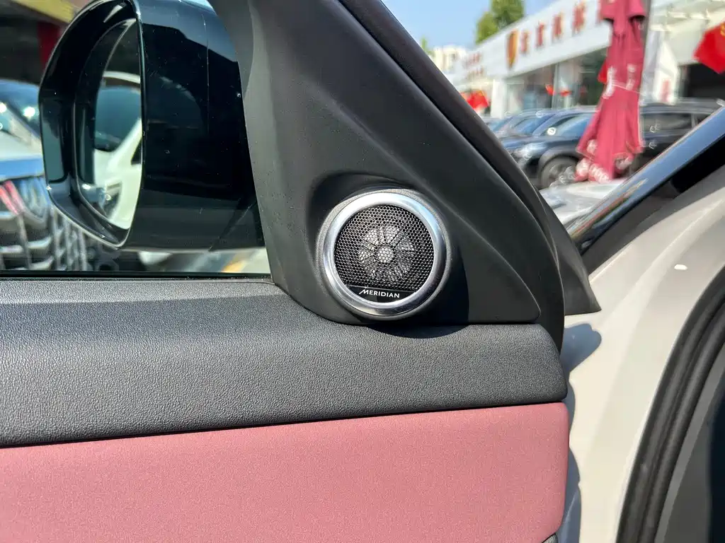 Land Rover Evoque — фото 21