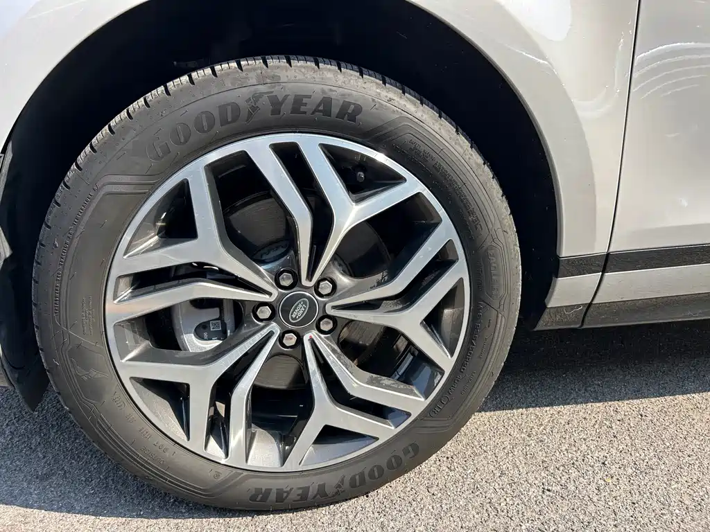 Land Rover Evoque — фото 29