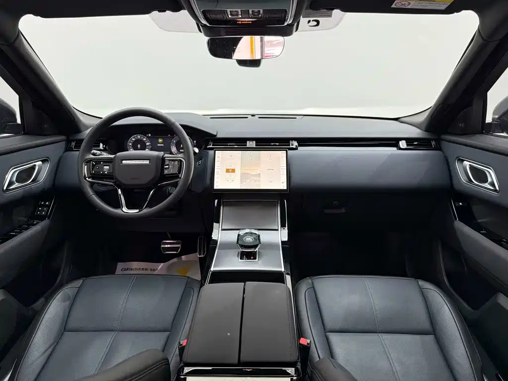 Land Rover Velar — фото 13