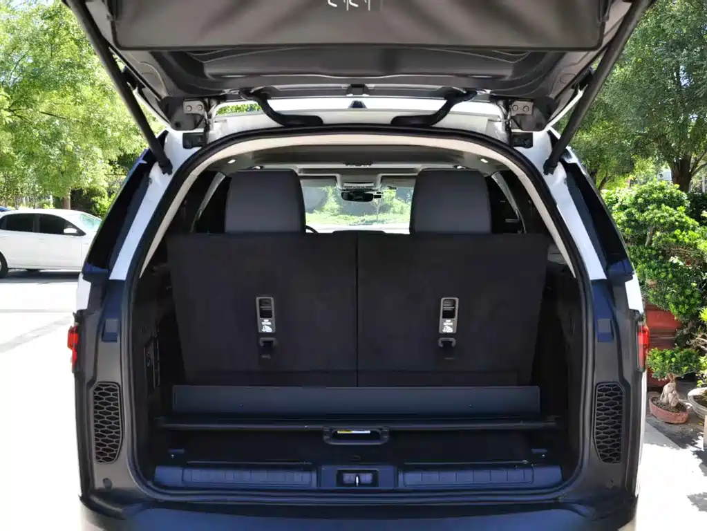 Land Rover Discovery — фото 7