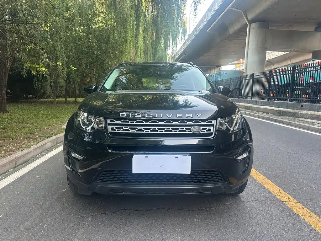 Land Rover Discovery Sport — фото 2