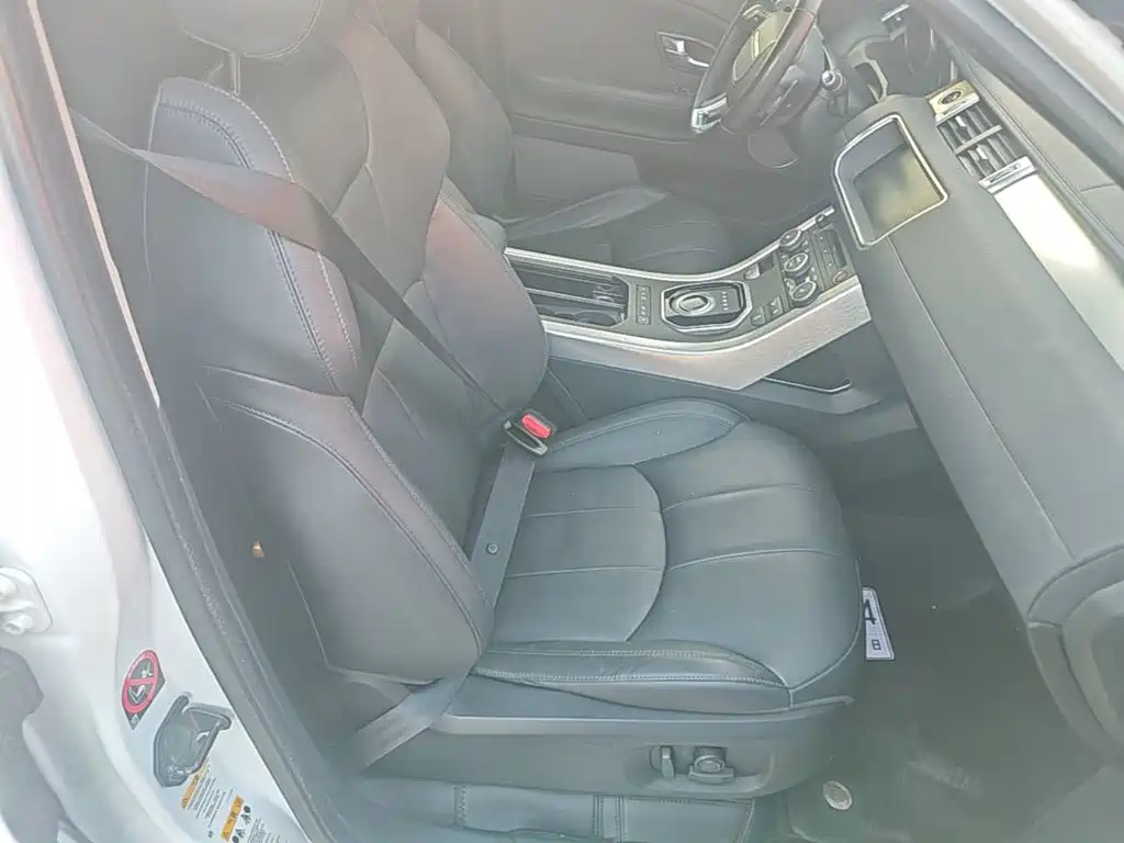 Land Rover Evoque — фото 24