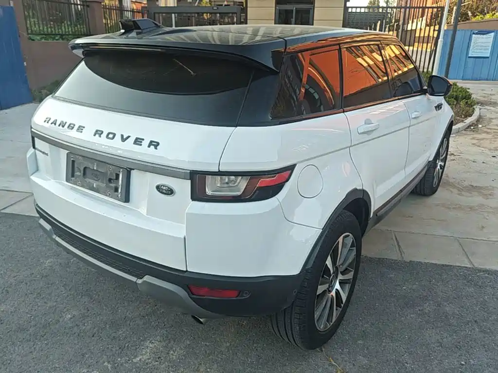Land Rover Evoque — фото 7