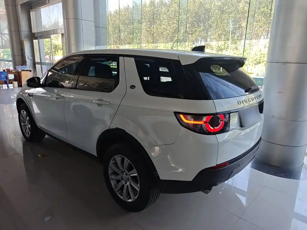 Land Rover Discovery Sport — фото 5