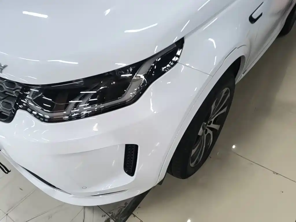 Land Rover Discovery Sport — фото 24