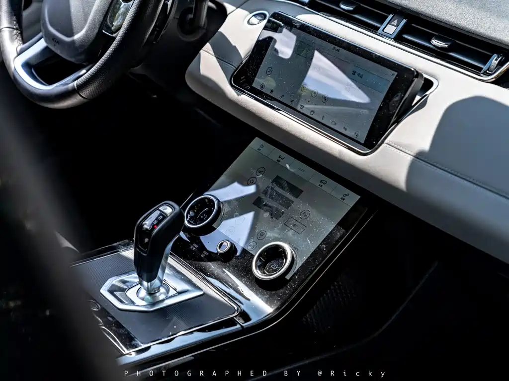 Land Rover Evoque — фото 6