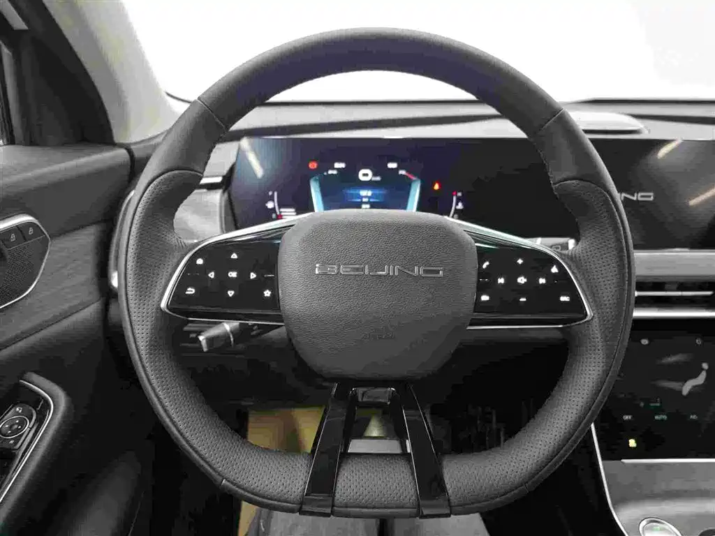 BAIC X7 — фото 14