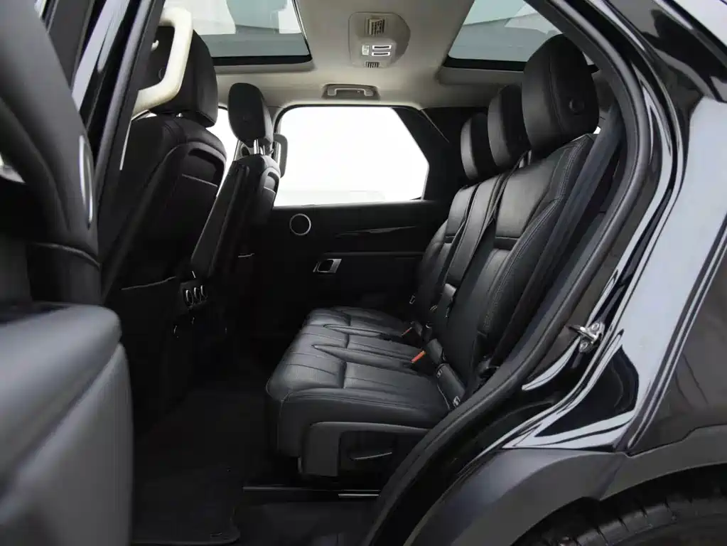 Land Rover Discovery — фото 13