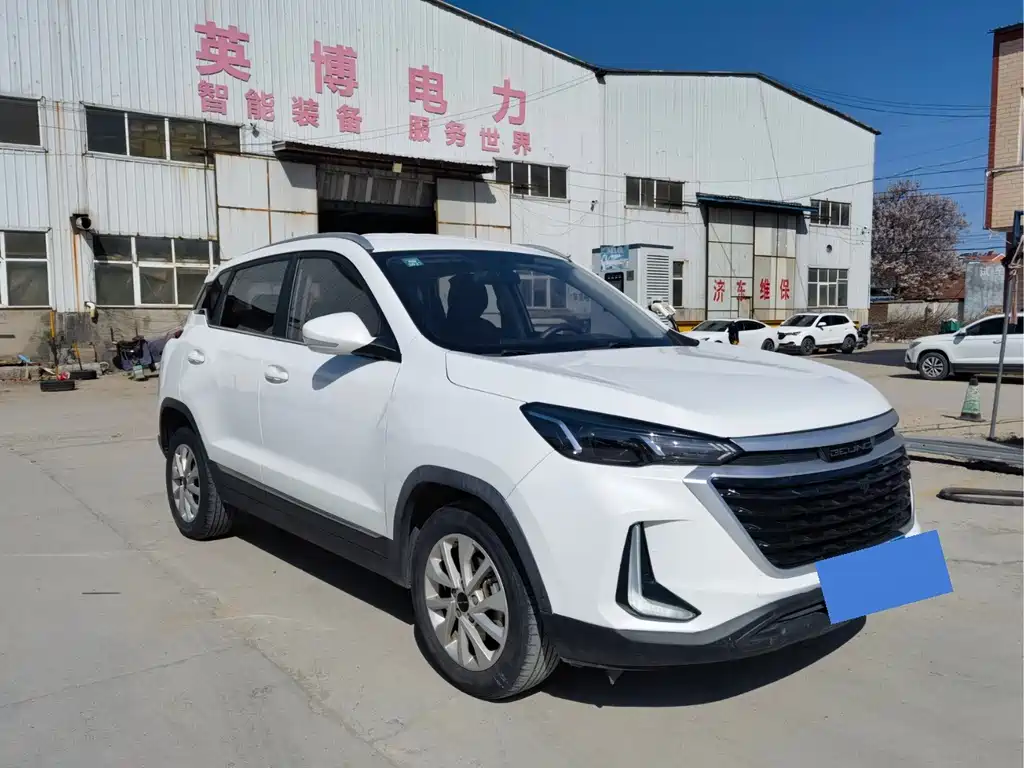 BAIC X3 — фото 3