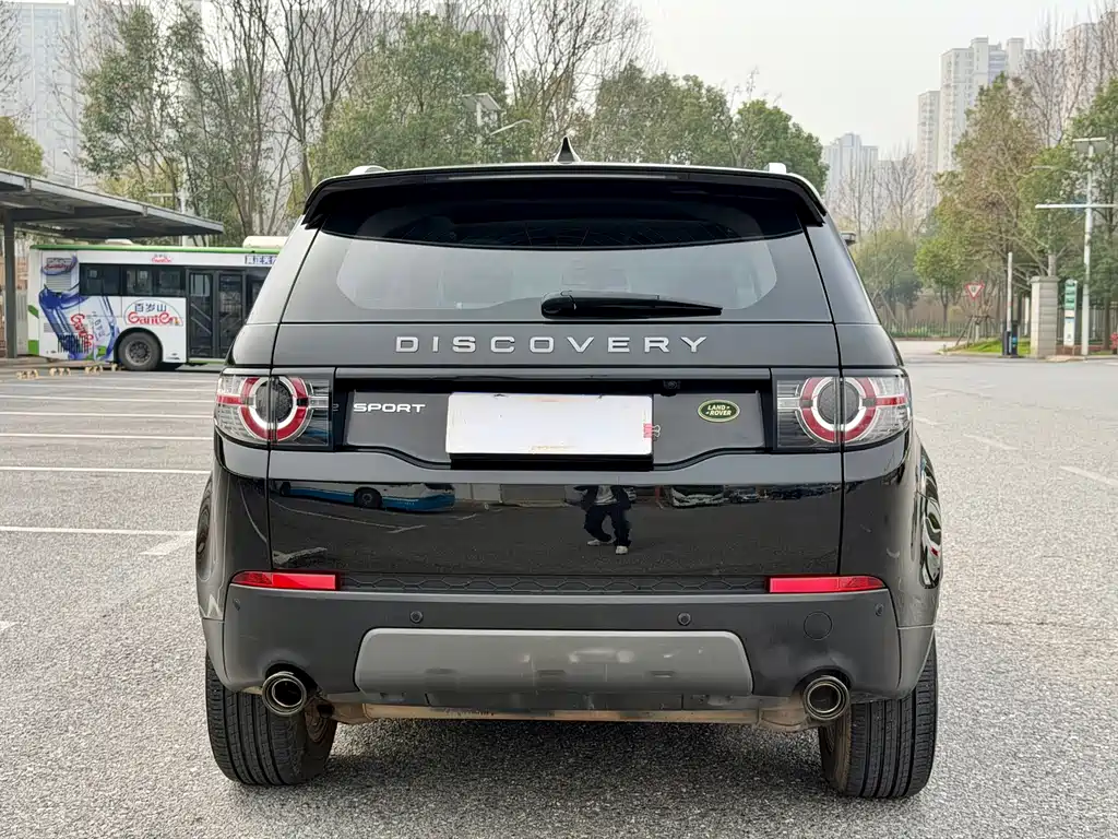 Land Rover Discovery Sport — фото 10