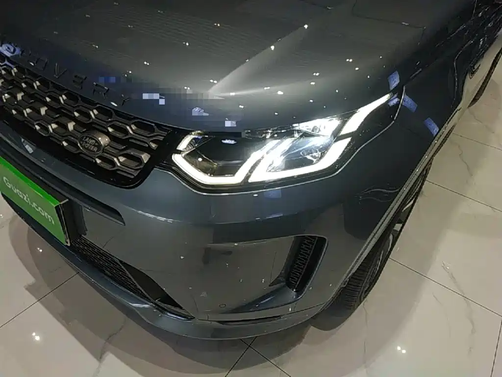 Land Rover Discovery Sport — фото 24