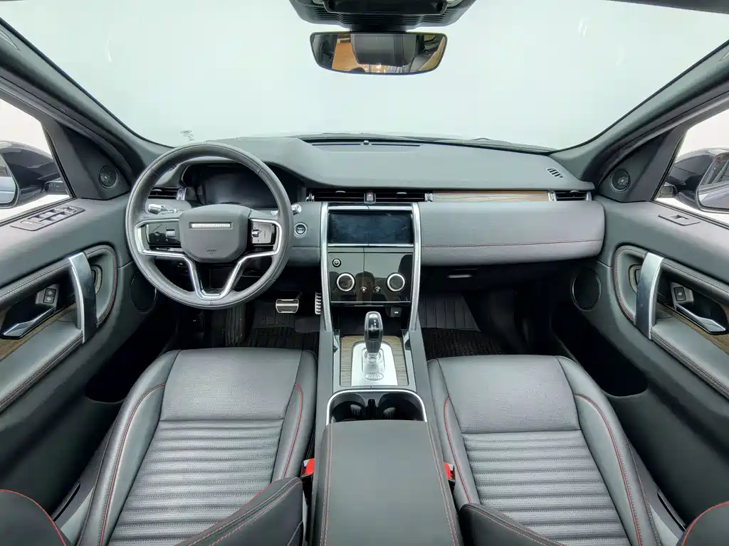 Land Rover Discovery Sport — фото 27