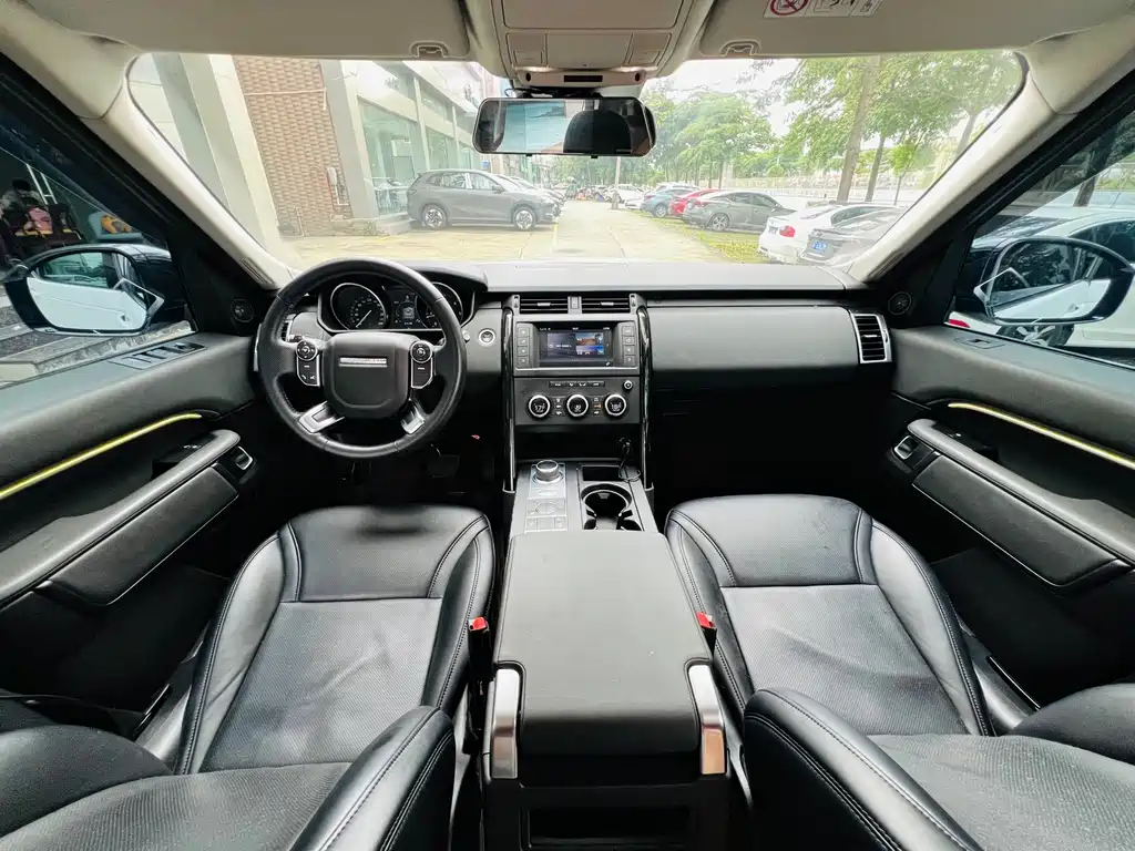 Land Rover Discovery — фото 14