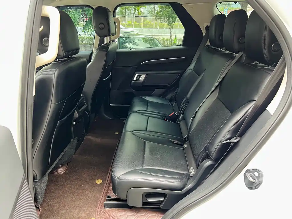Land Rover Discovery — фото 16