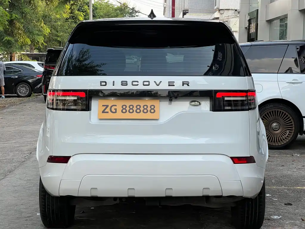 Land Rover Discovery — фото 5