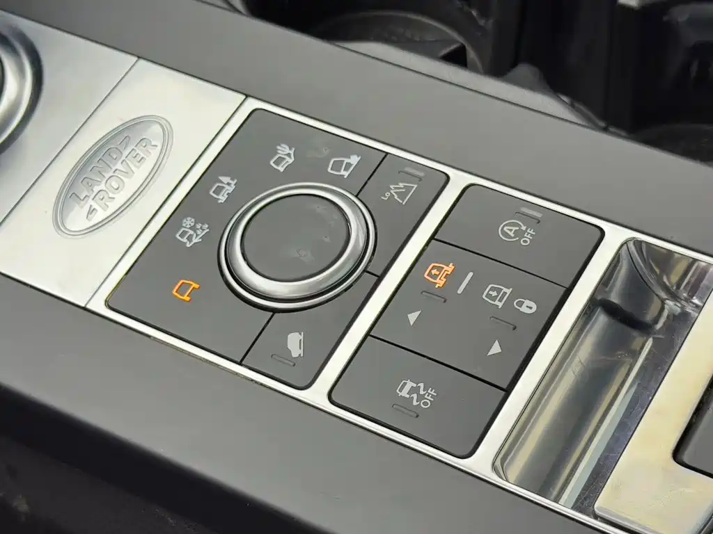 Land Rover Discovery — фото 14