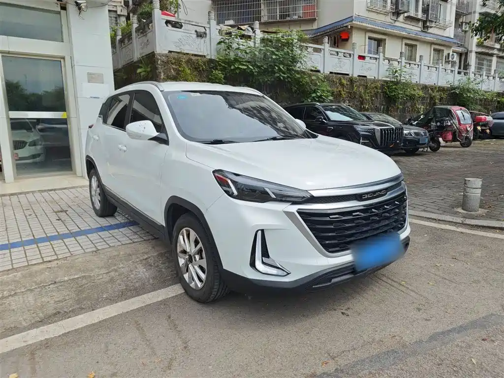 BAIC X3 — фото 4