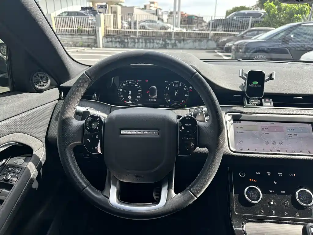 Land Rover Evoque — фото 18
