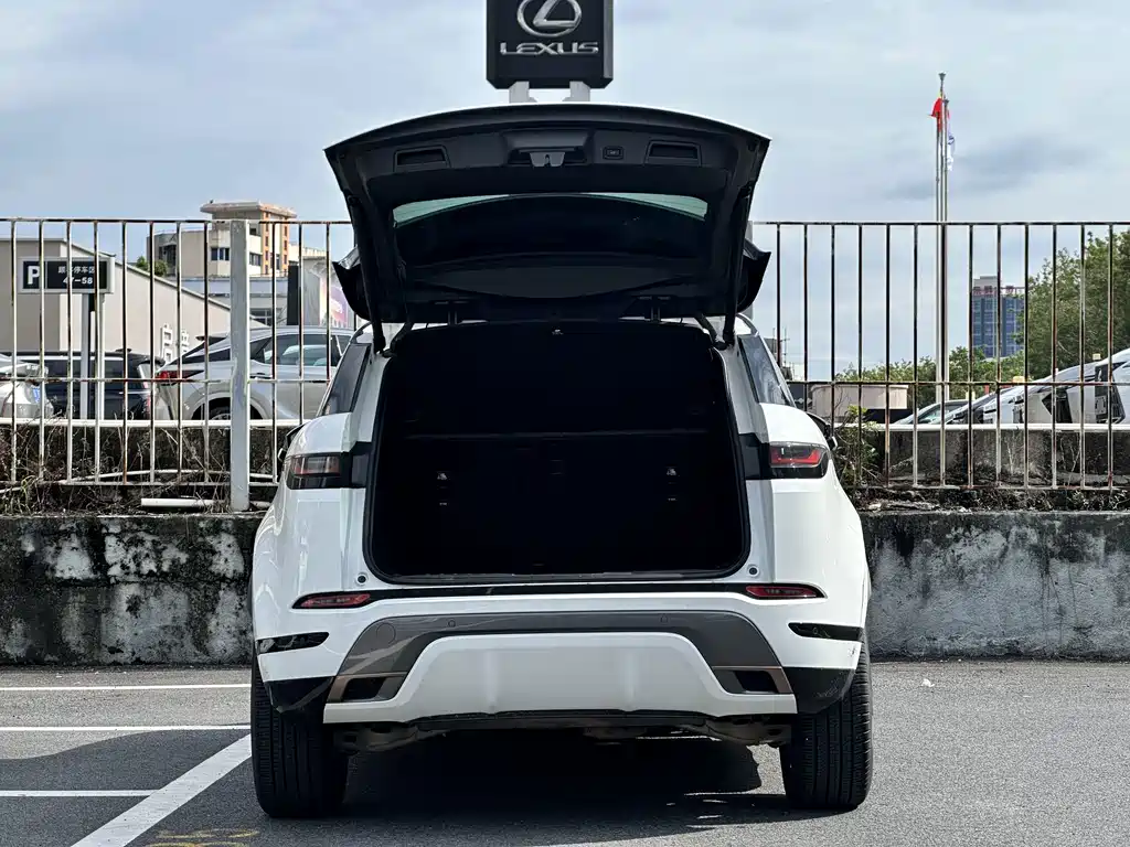 Land Rover Evoque — фото 19