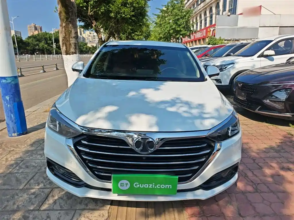 BAIC Senova D50 — фото 3