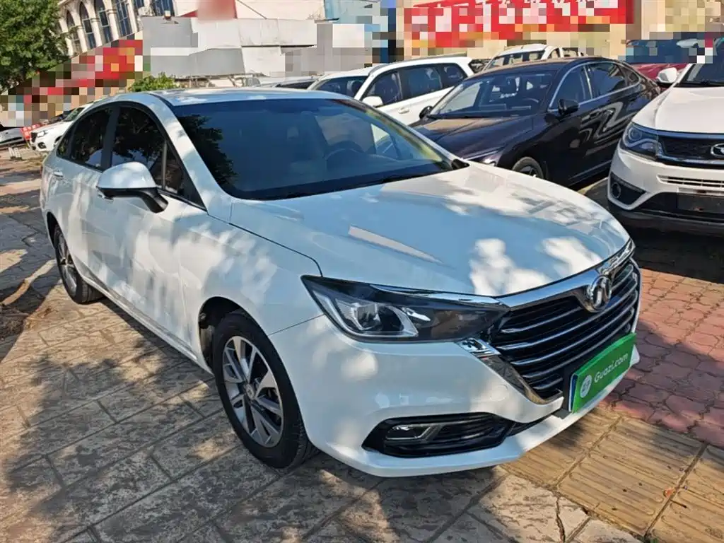 BAIC Senova D50 — фото 4