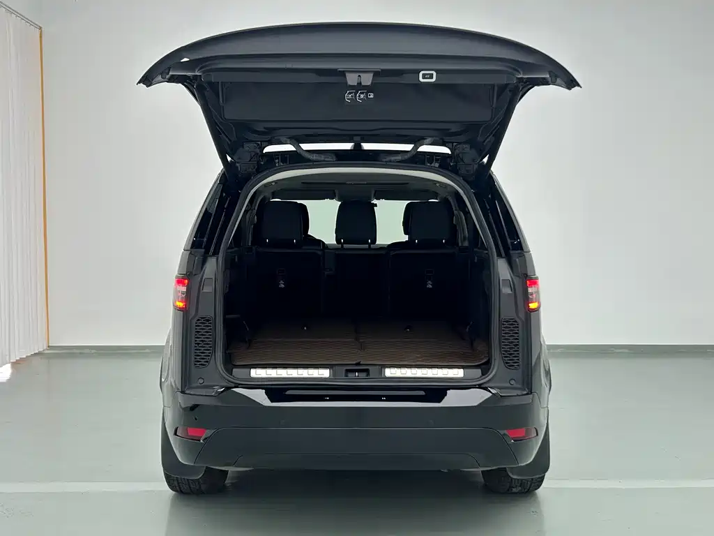 Land Rover Discovery — фото 15