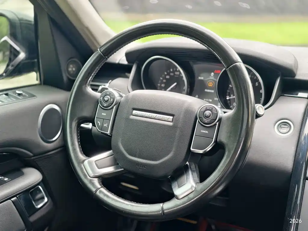 Land Rover Discovery — фото 13