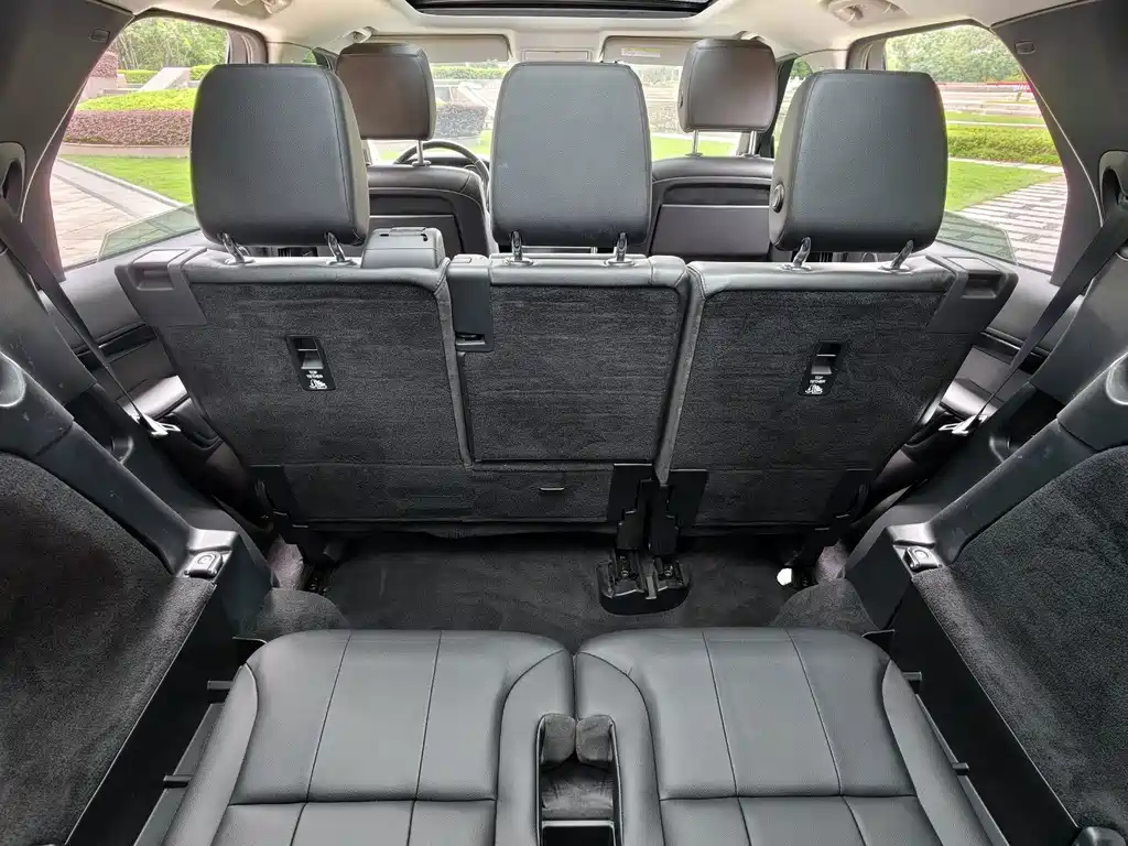 Land Rover Discovery — фото 8