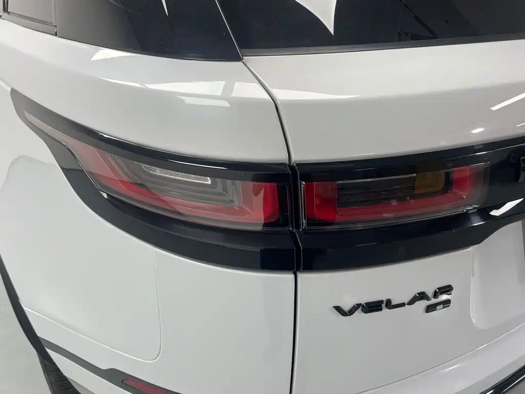 Land Rover Velar — фото 10