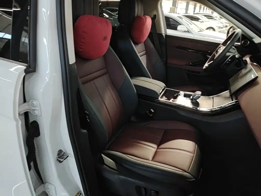 Land Rover Evoque — фото 25
