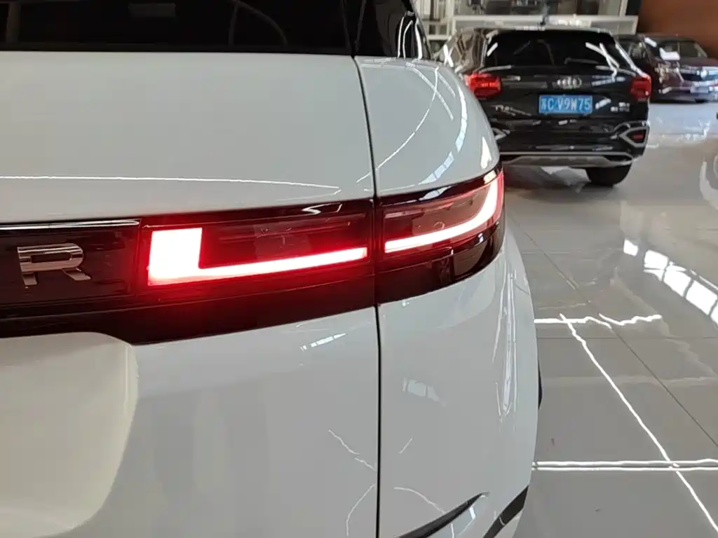 Land Rover Evoque — фото 8