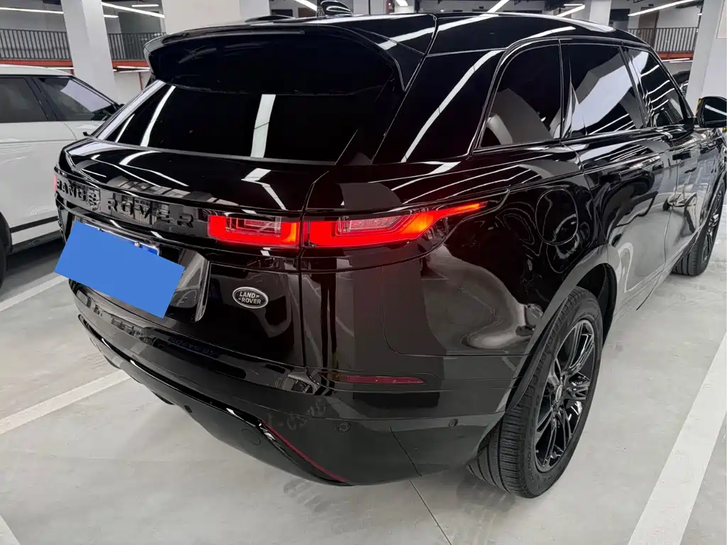 Land Rover Velar — фото 11