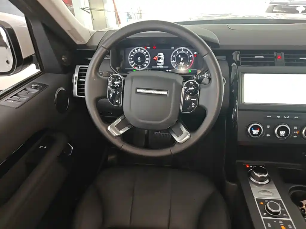 Land Rover Discovery — фото 11