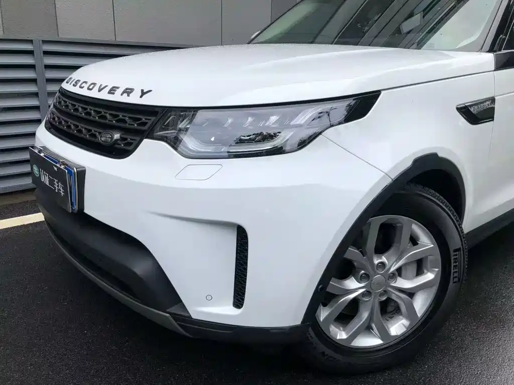 Land Rover Discovery — фото 24