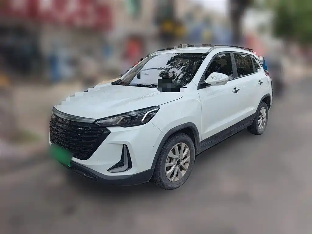 BAIC X3