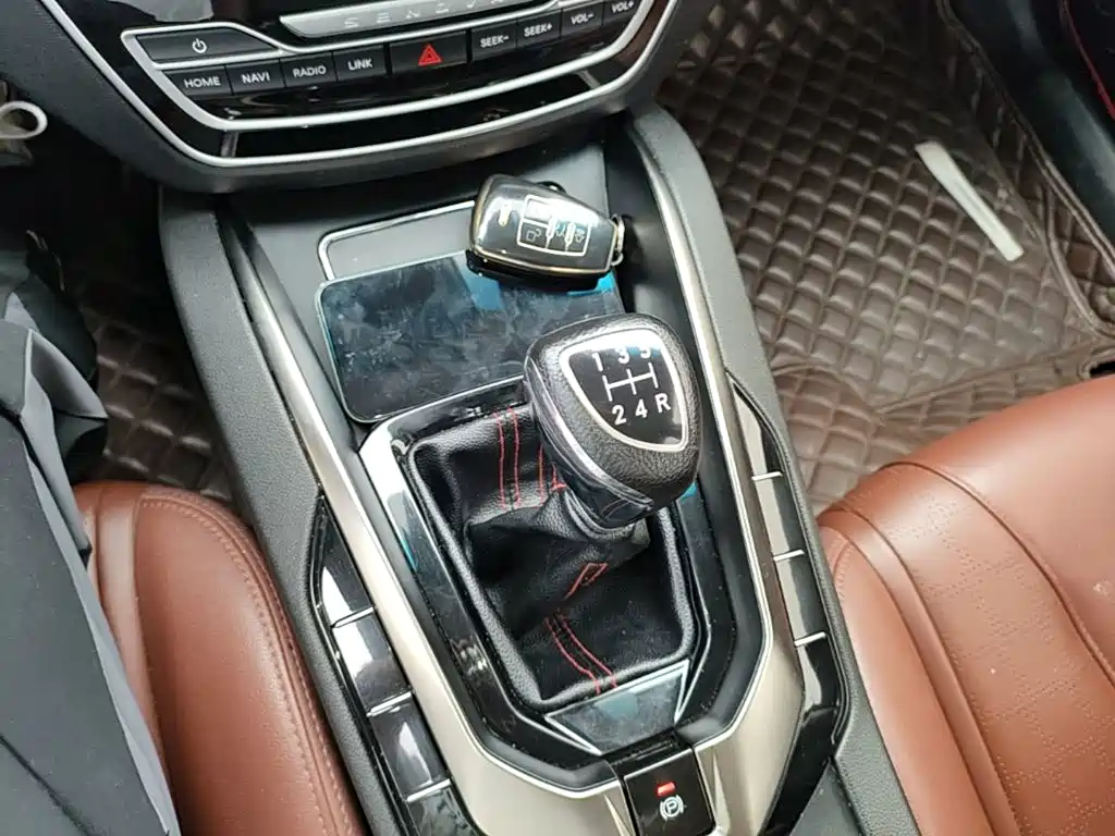 BAIC Senova D50 — фото 14