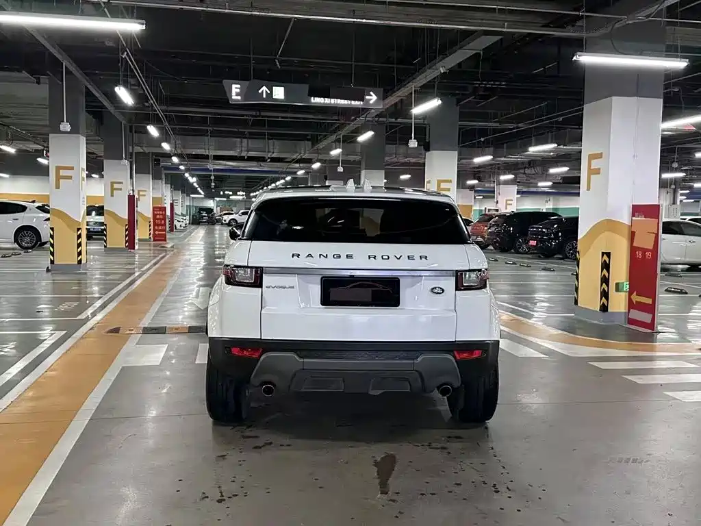 Land Rover Evoque — фото 8