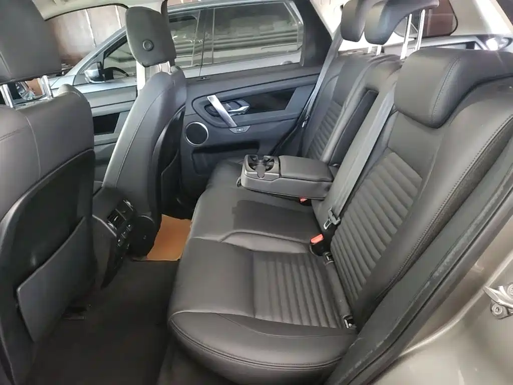 Land Rover Discovery Sport — фото 17