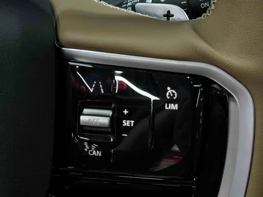 Land Rover Discovery Sport — фото 16