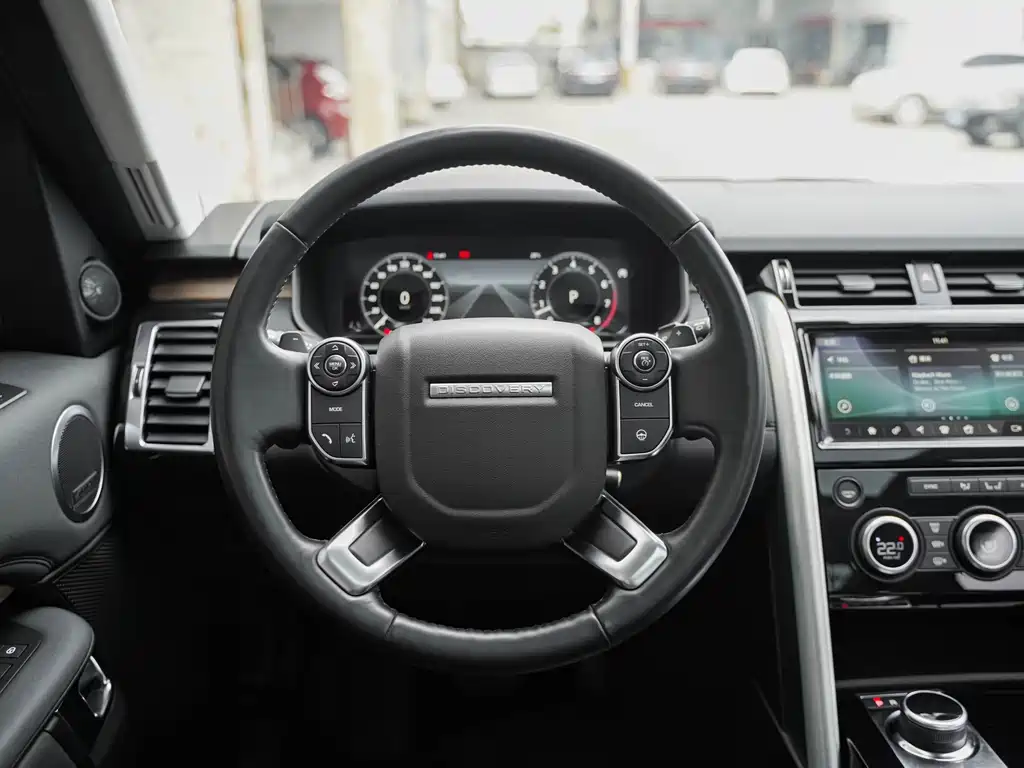 Land Rover Discovery — фото 17