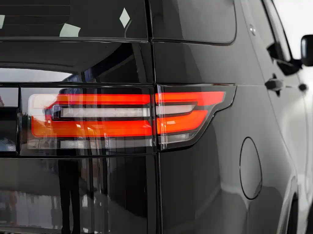 Land Rover Discovery — фото 8